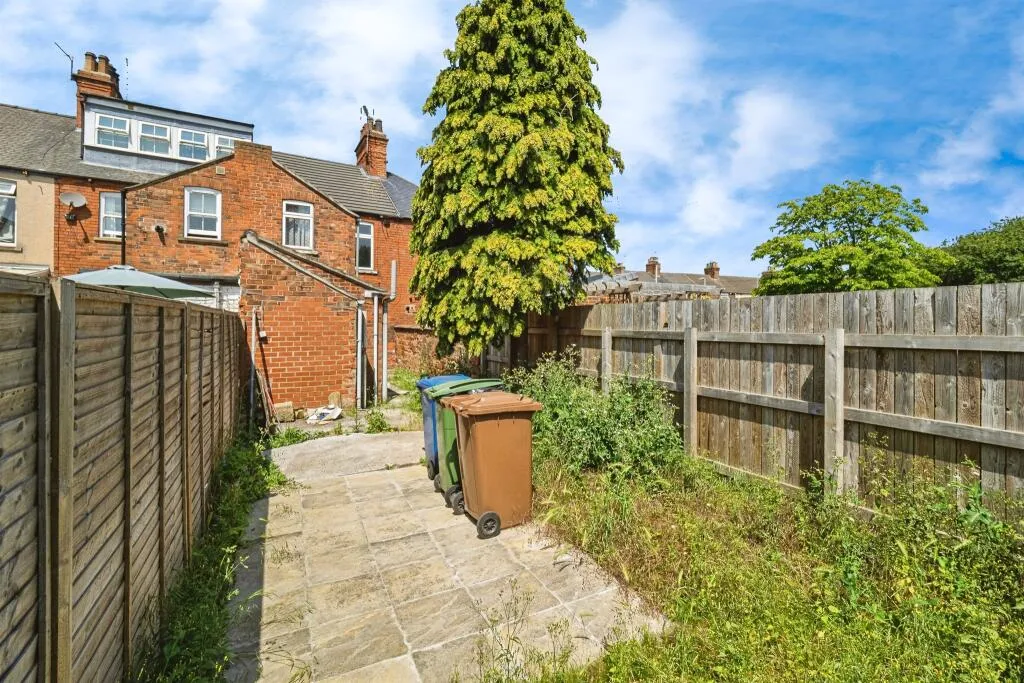 3 bed Terraced