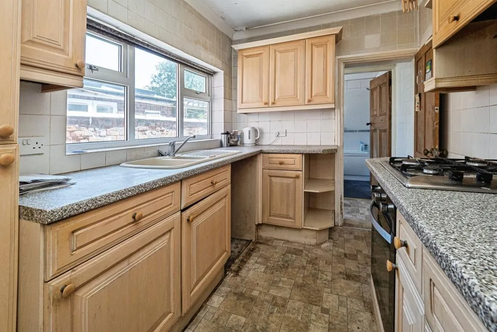 3 bed Terraced
