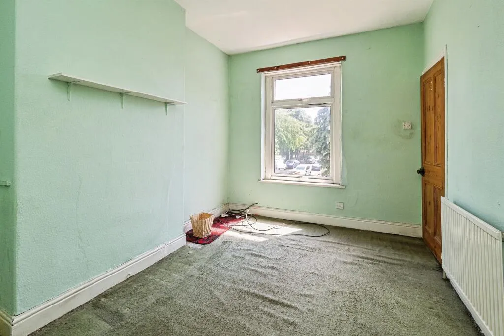 3 bed Terraced