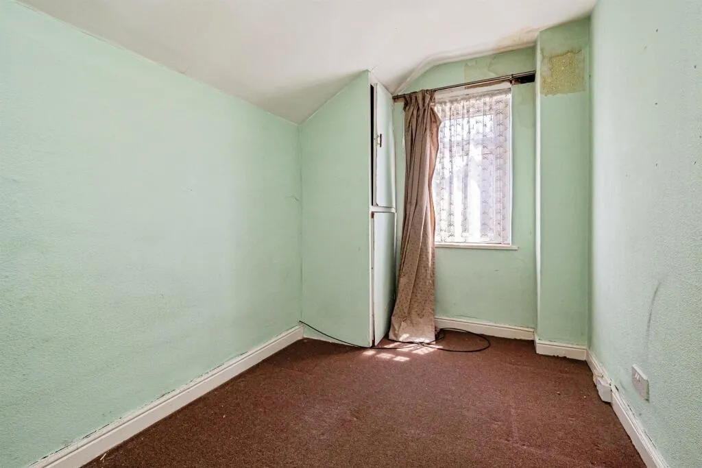 3 bed Terraced