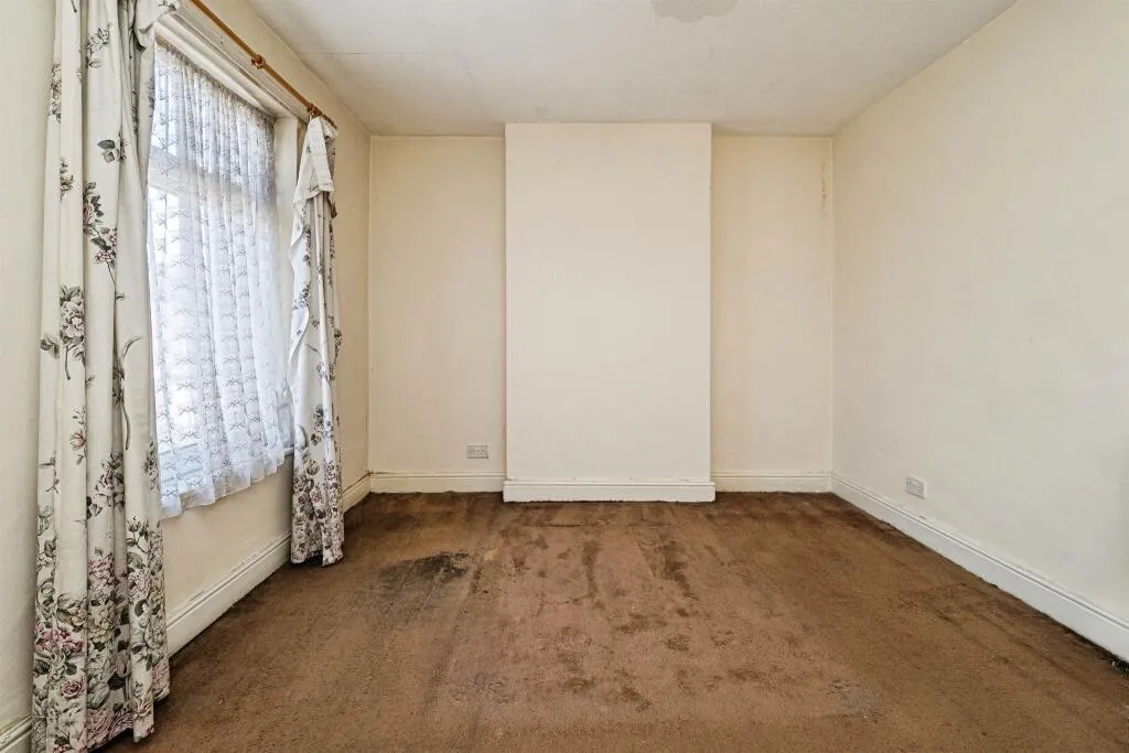 3 bed Terraced