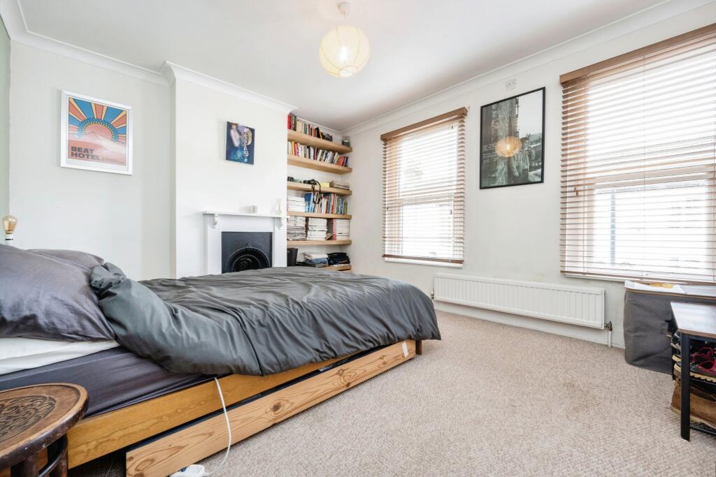 3 bed Terraced