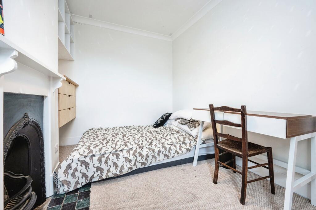 3 bed Terraced