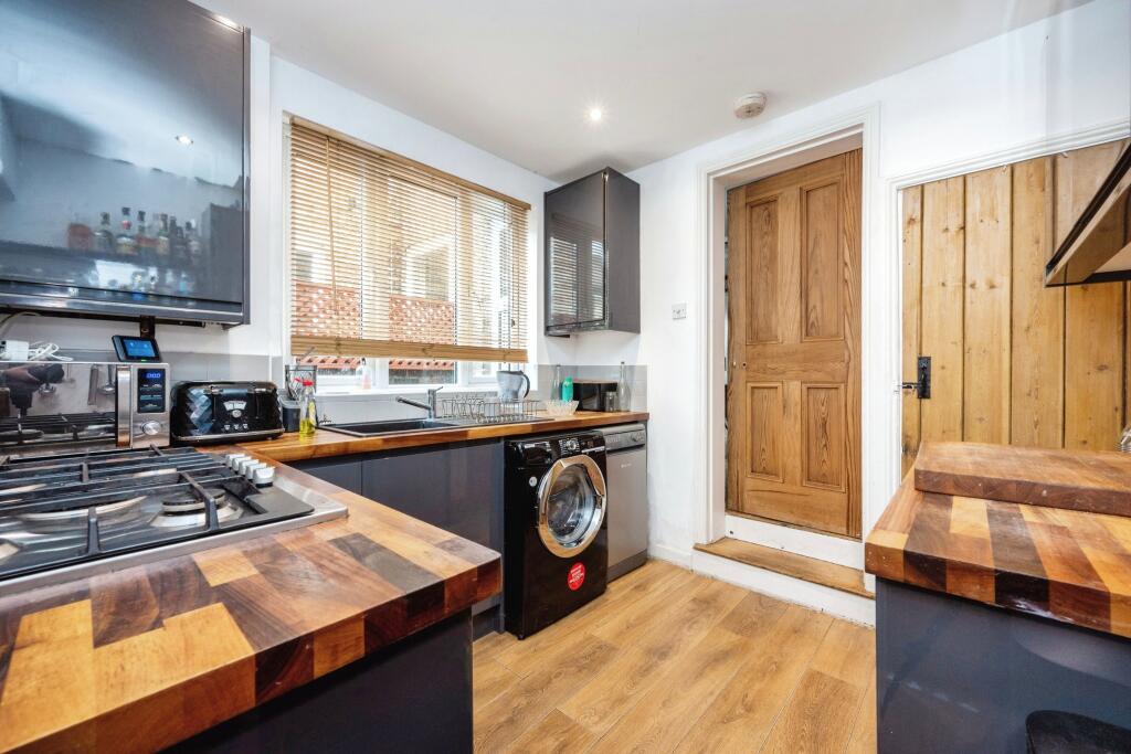 3 bed Terraced