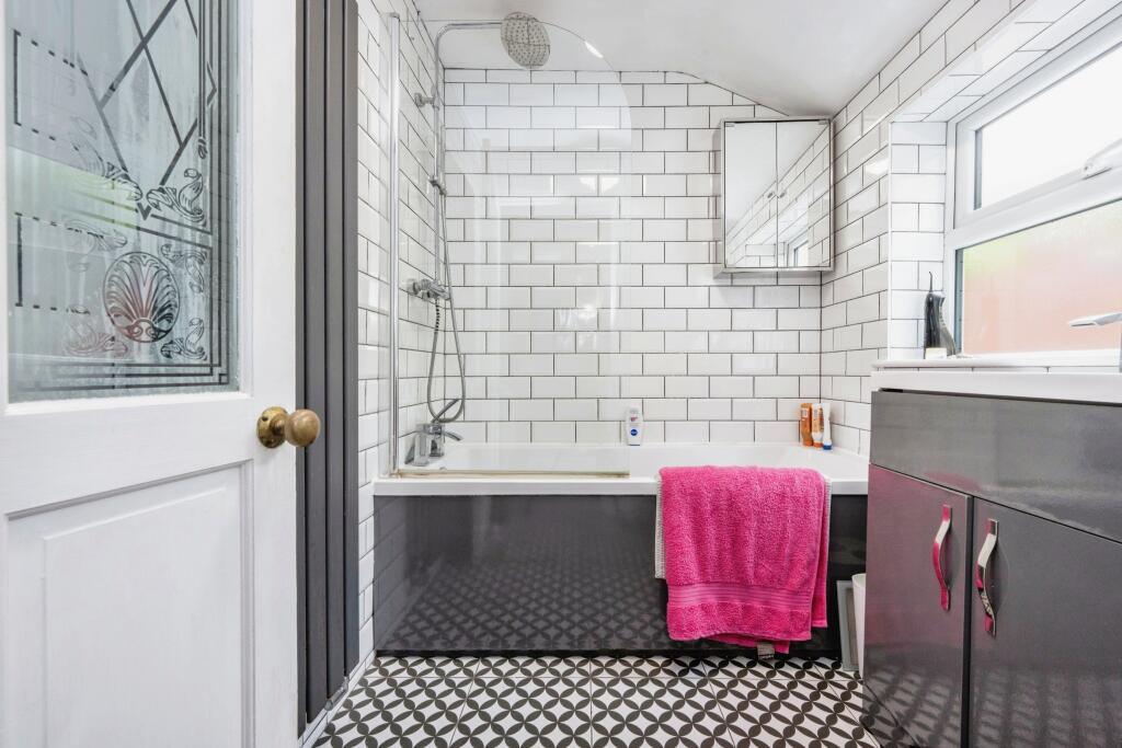 3 bed Terraced