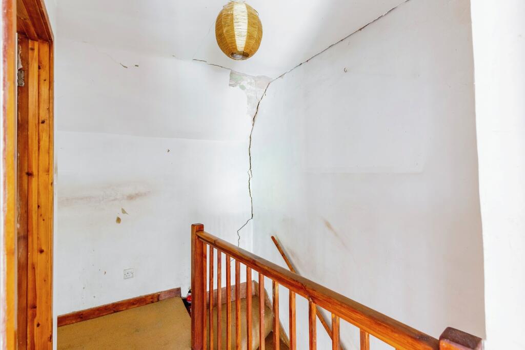 2 bed Semi-Detached