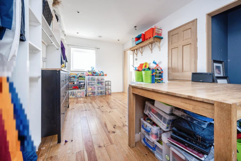2 bed Semi-Detached