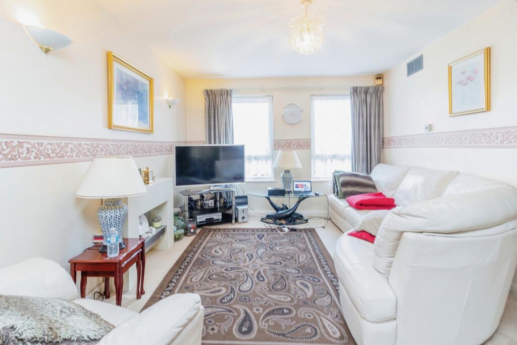 3 bed Detached