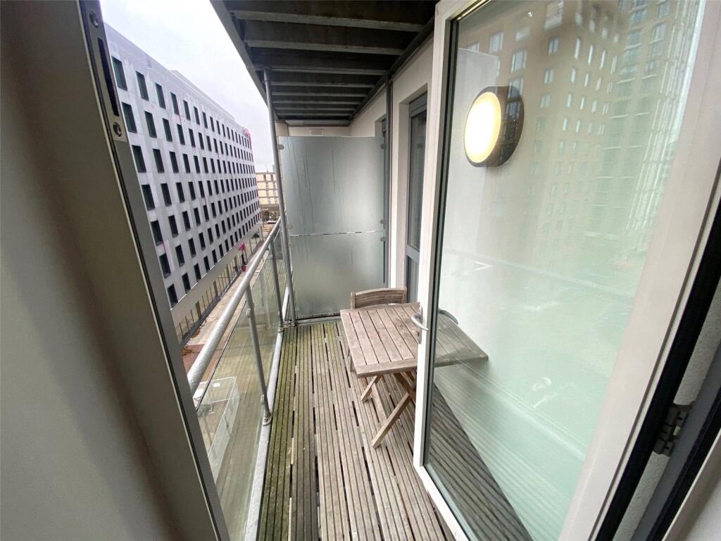 1 bed Apartment