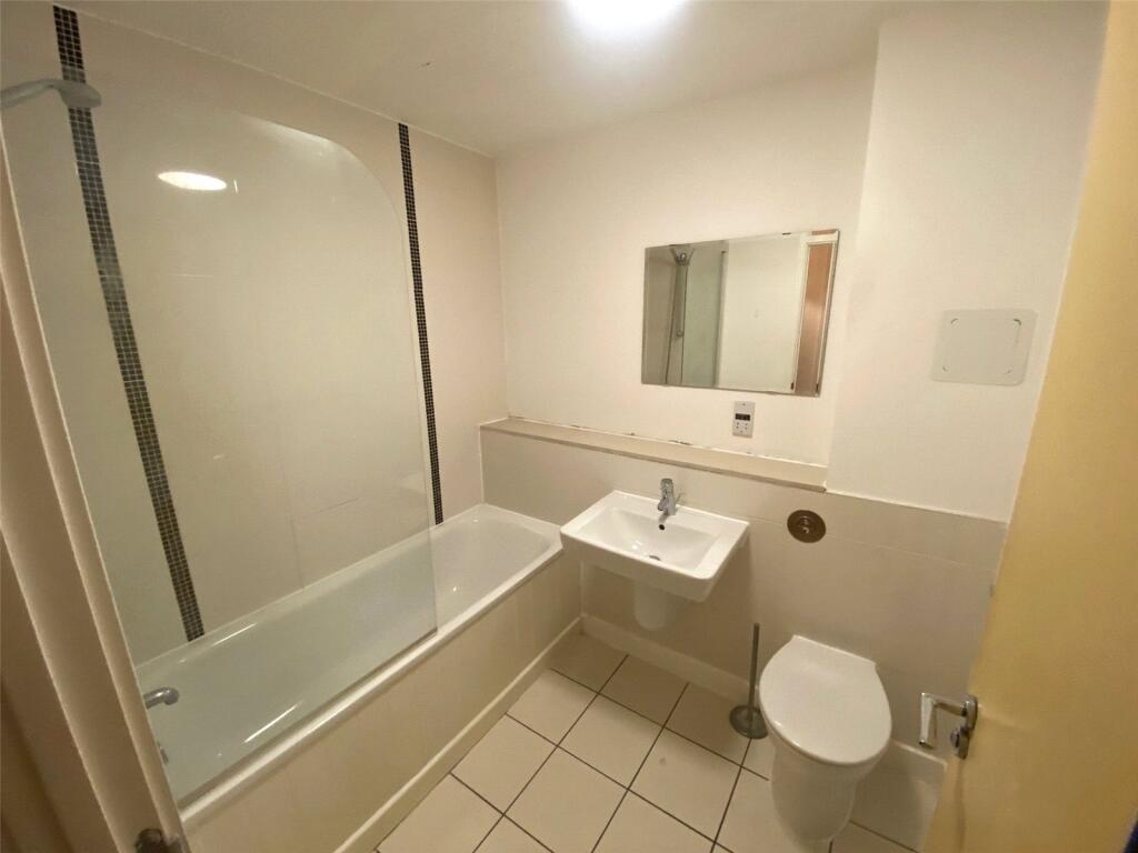 1 bed Apartment