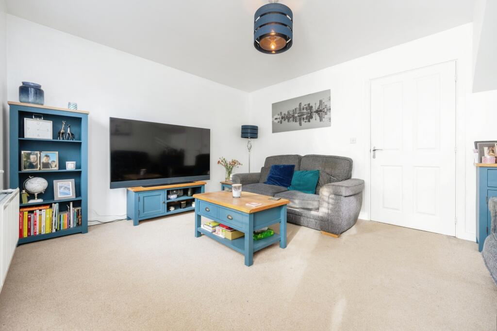 3 bed Semi-Detached