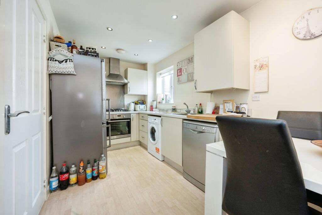3 bed Semi-Detached