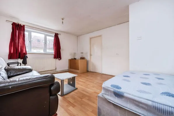 1 bed Studio