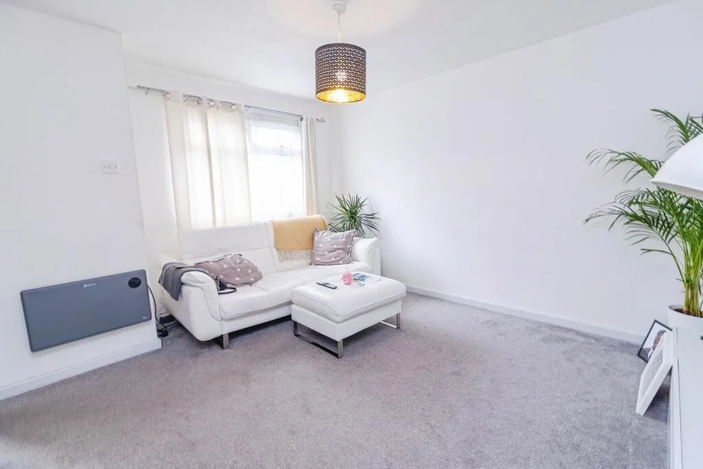 2 bed Terraced