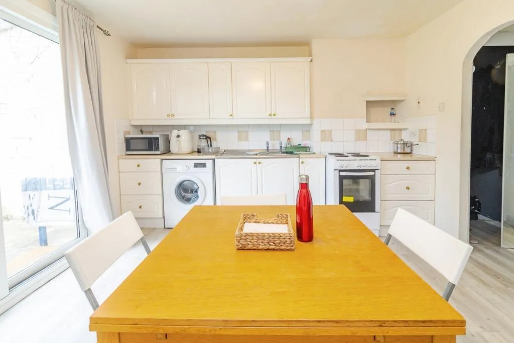 2 bed Terraced
