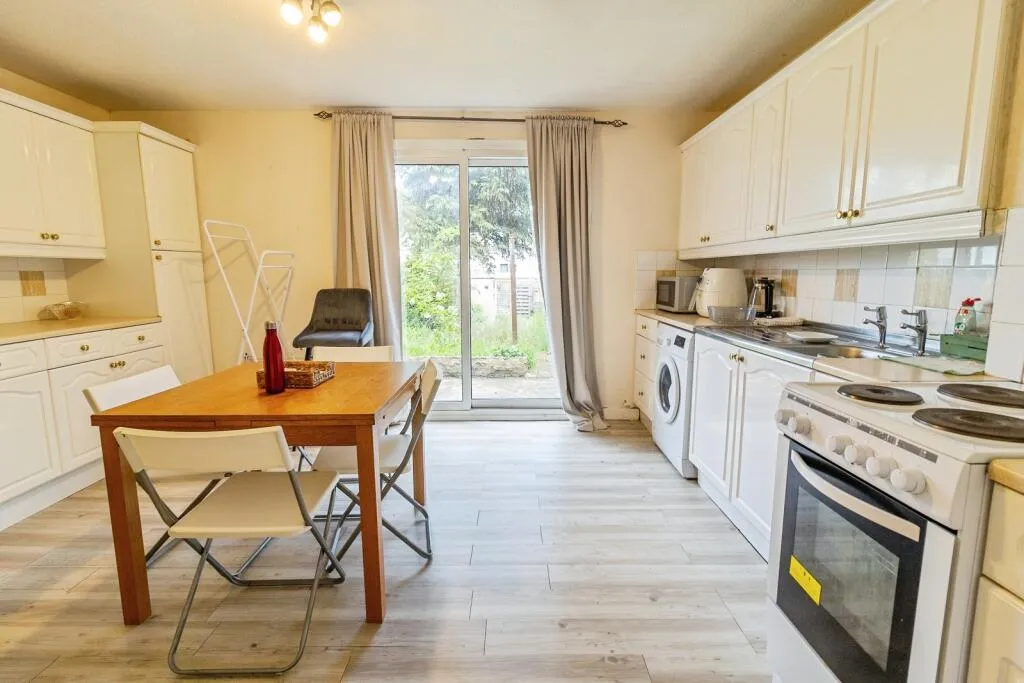 2 bed Terraced
