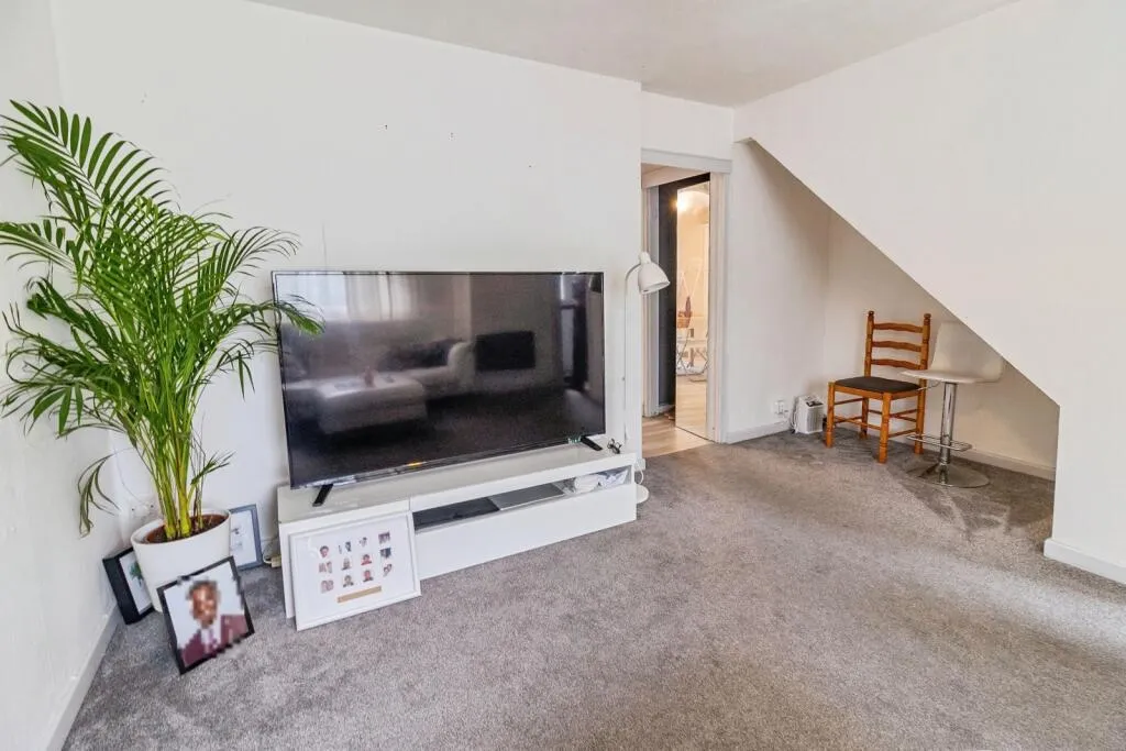 2 bed Terraced