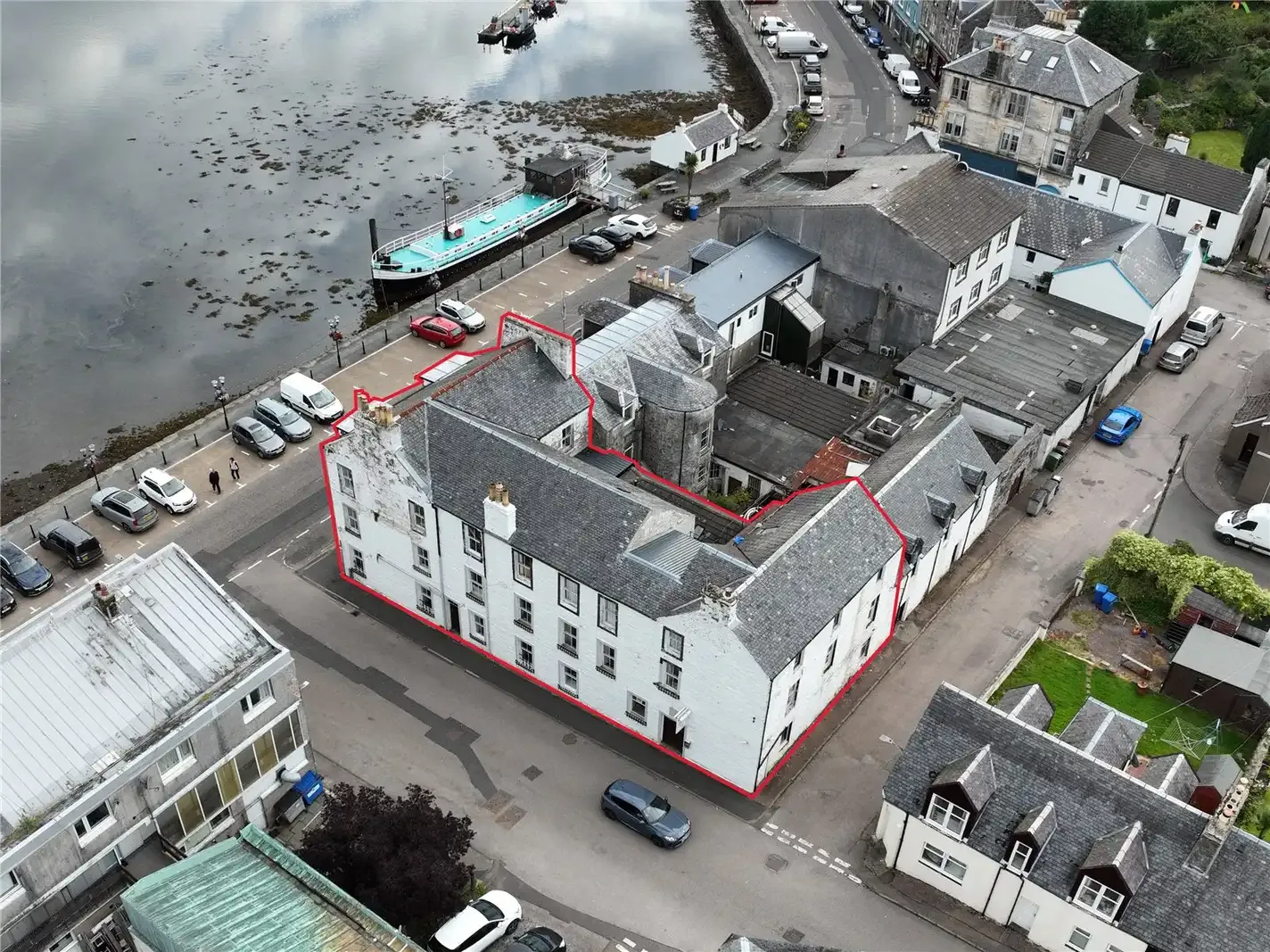Tarbert Hotel, Harbour Street, Tarbert, Mull Of Kintyre