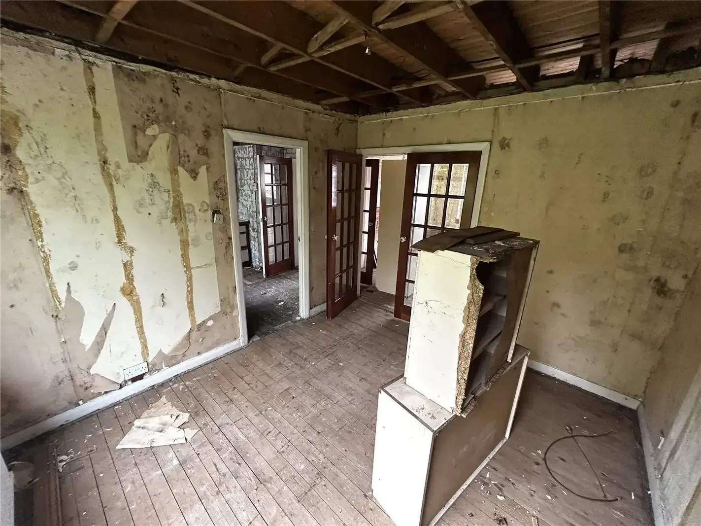 167 Wellhall Road, Hamilton, Lanarkshire