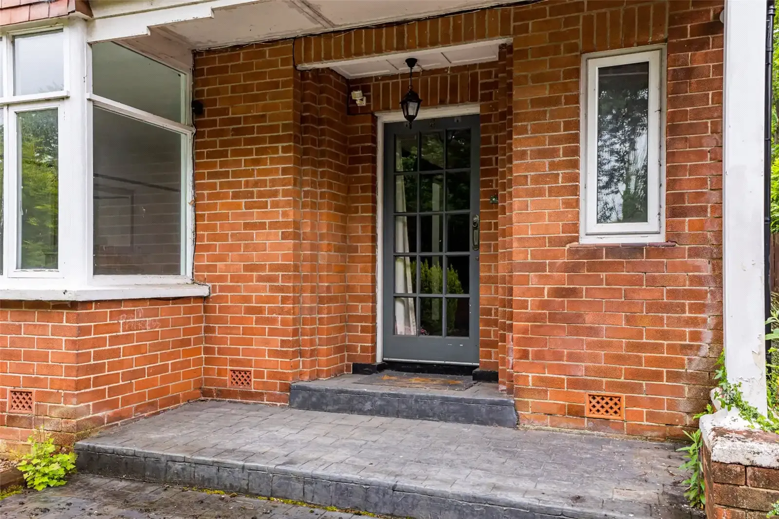 6 Upper Malone Road, Belfast