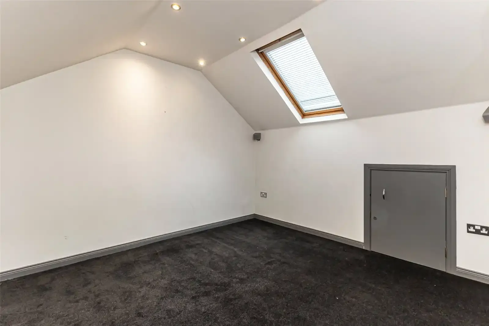 6 Upper Malone Road, Belfast