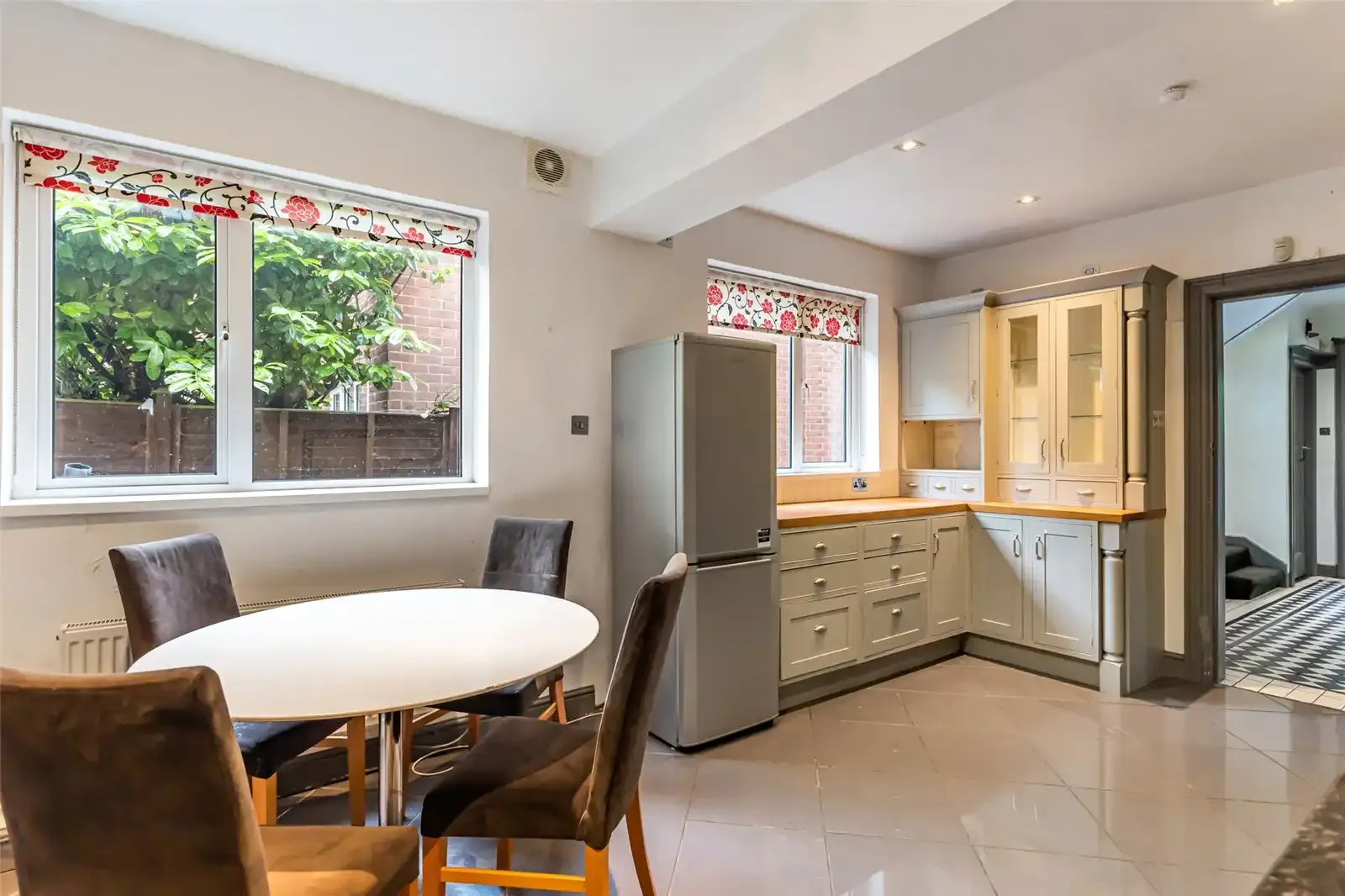 6 Upper Malone Road, Belfast