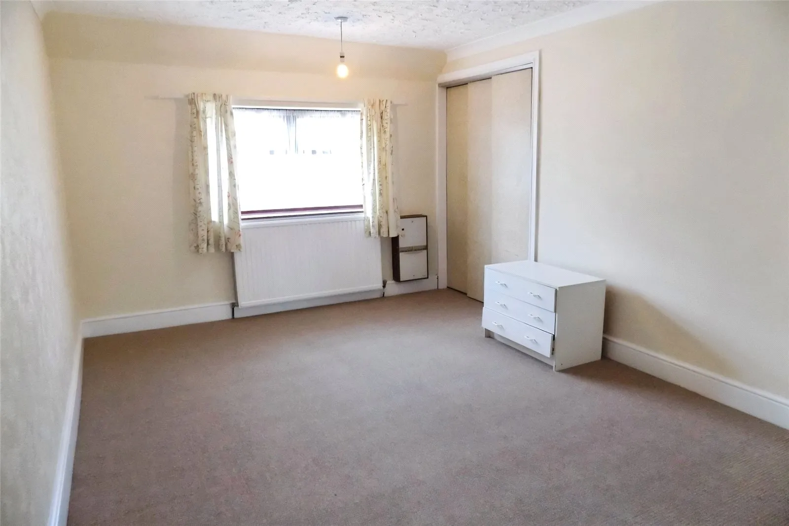 3 bed Terraced
