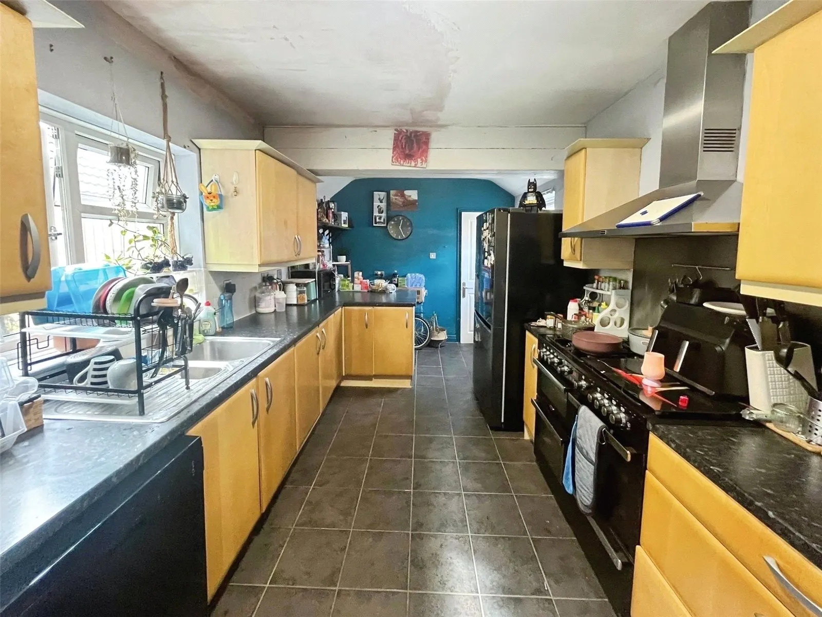5 bed End of Terrace