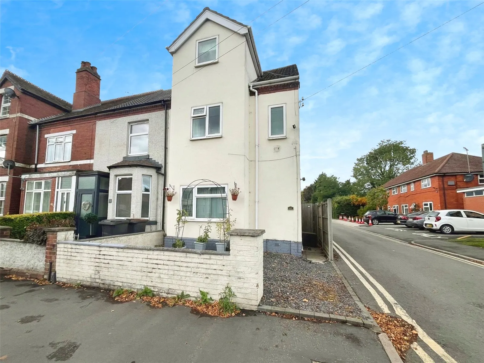 5 bed End of Terrace