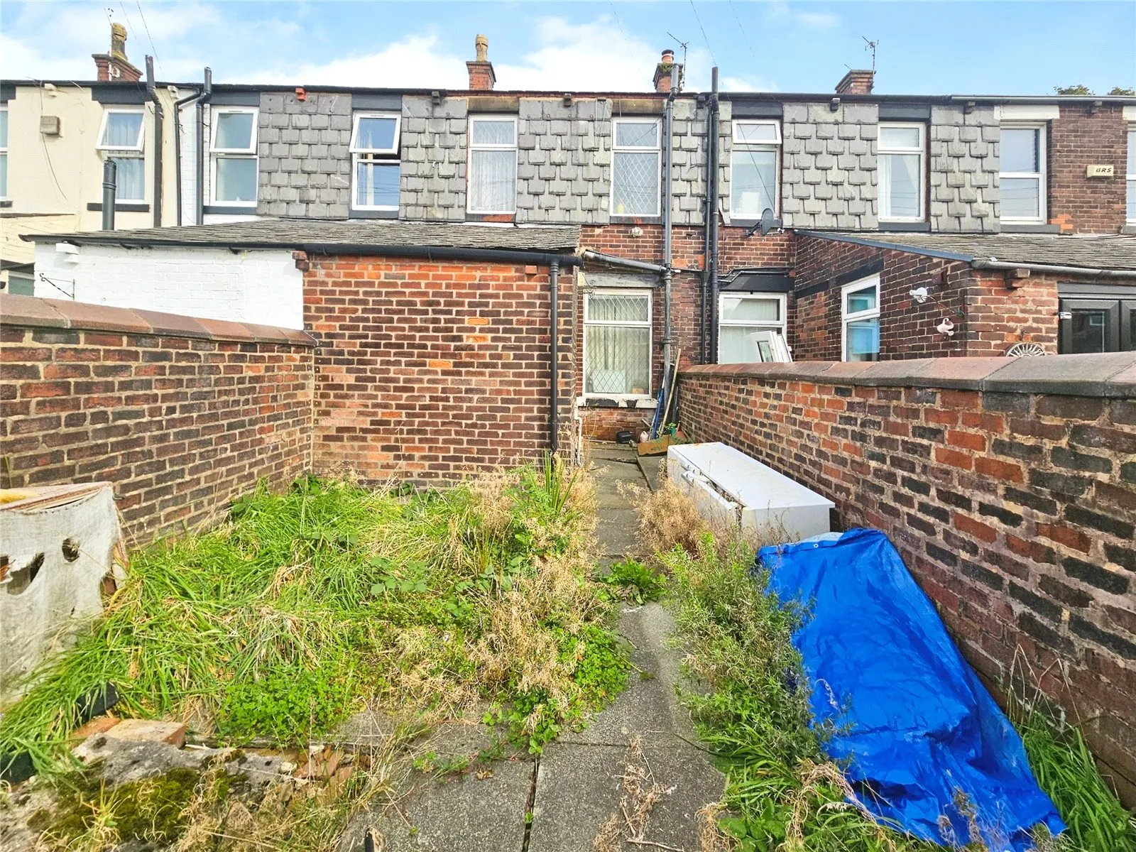 2 bed Terraced