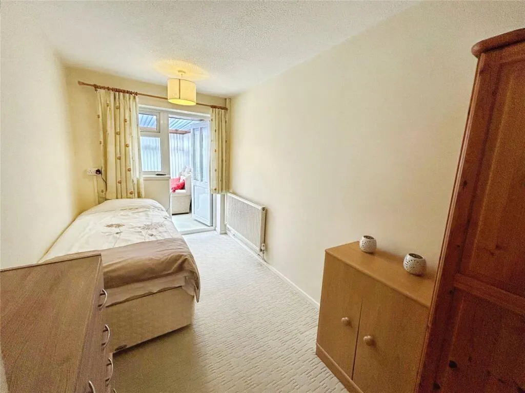 2 bed Semi-Detached Bungalow