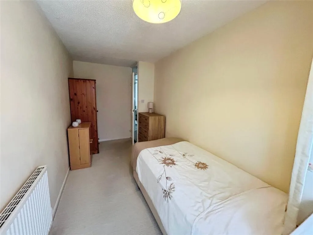 2 bed Semi-Detached Bungalow