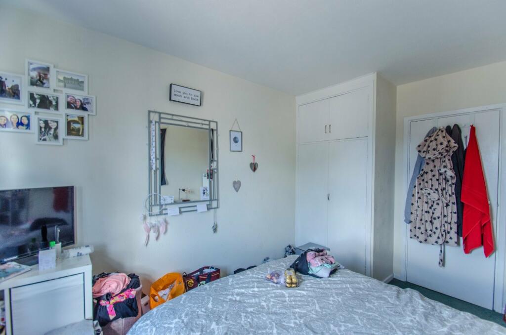 2 bed Apartment