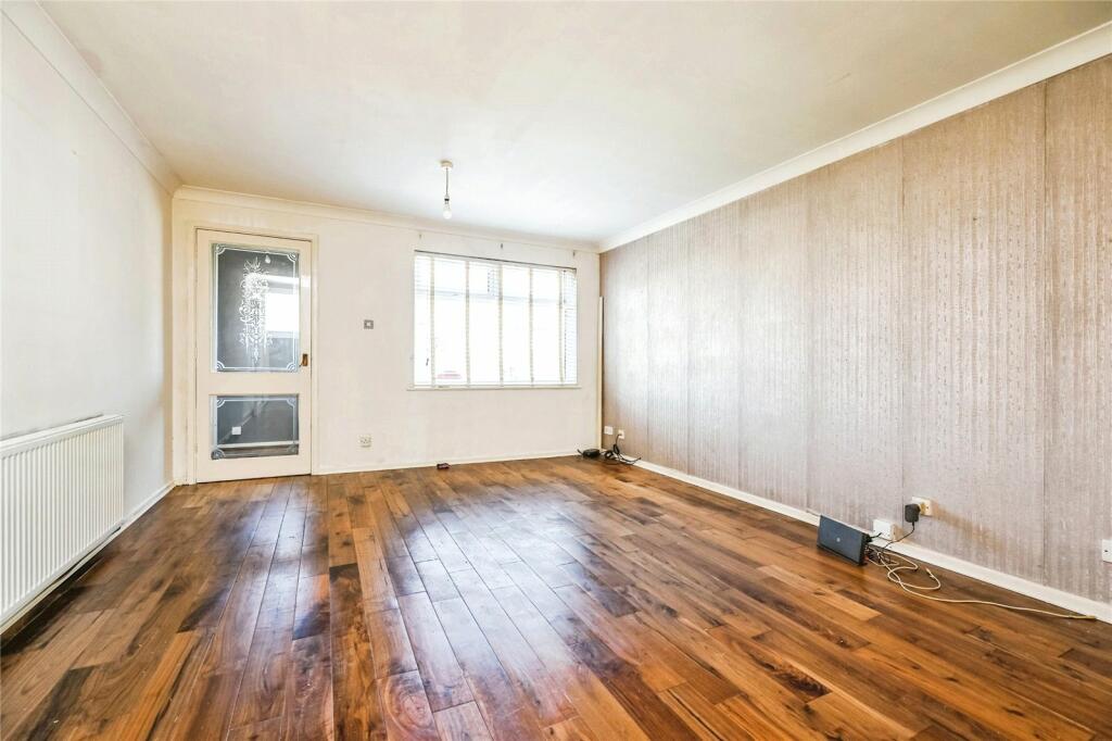 2 bed Semi-Detached