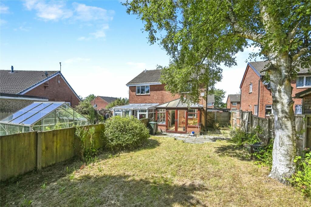 2 bed Semi-Detached