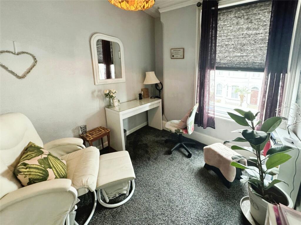 8 bed Guest House