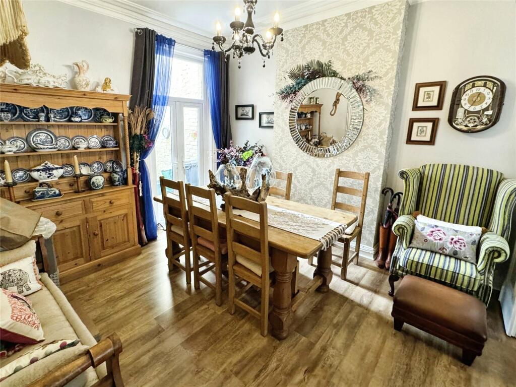 8 bed Guest House