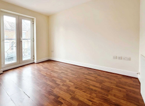 3 bed Town House