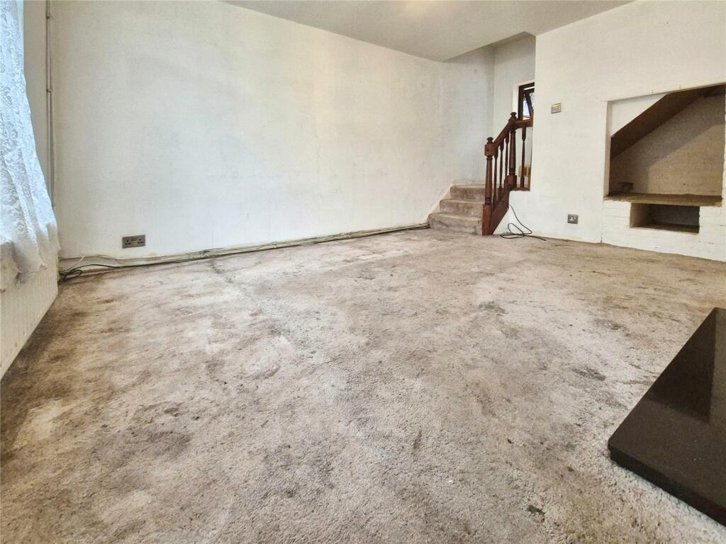 2 bed Terraced