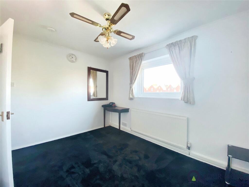 3 bed Block of Apartments