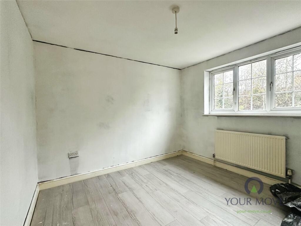 4 bed Detached