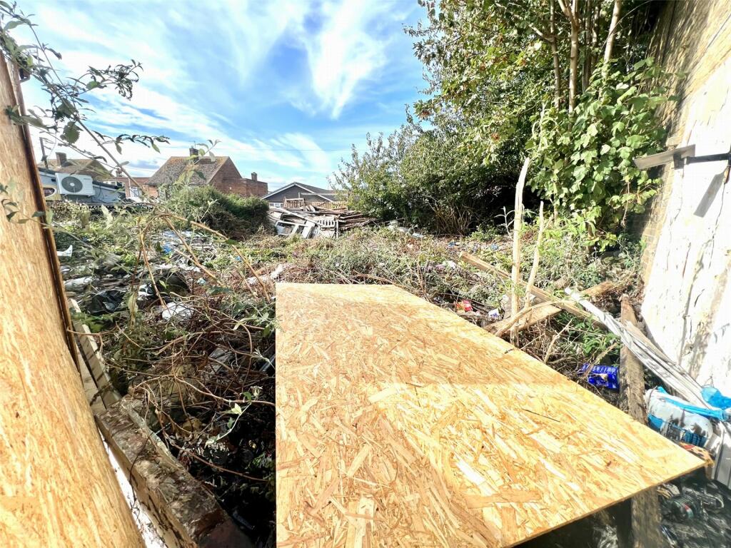 4 bed Plot