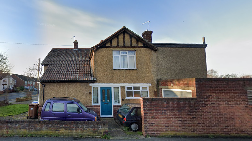 4 bed Semi-Detached