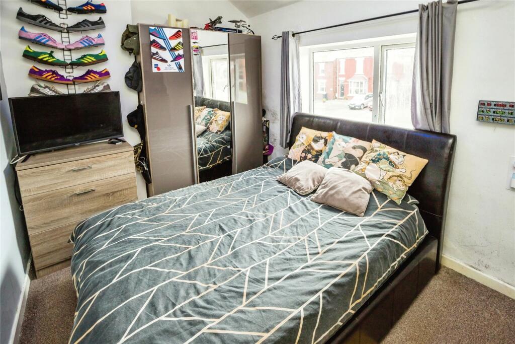 3 bed Semi-Detached