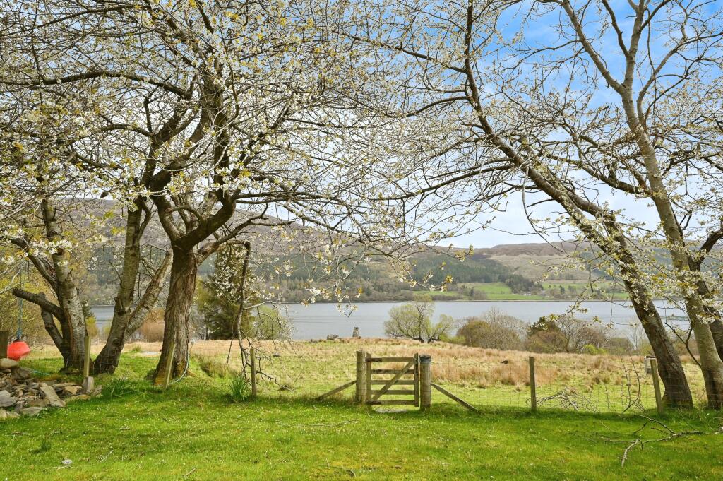 2 bed Detached