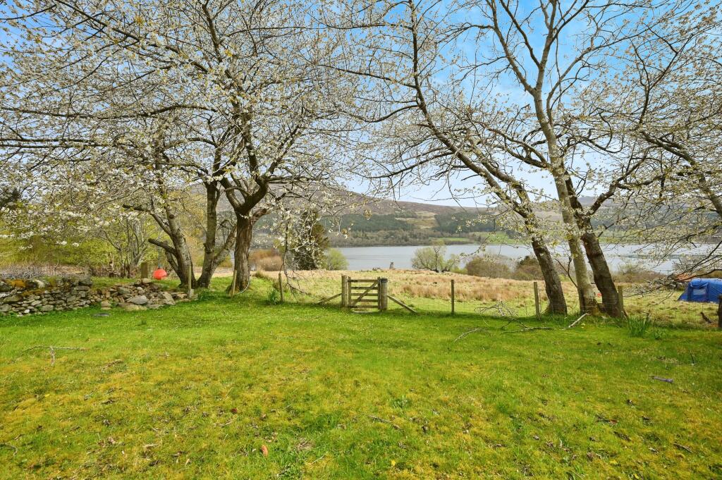 2 bed Detached