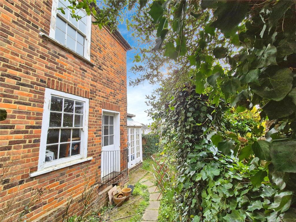 3 bed Terraced