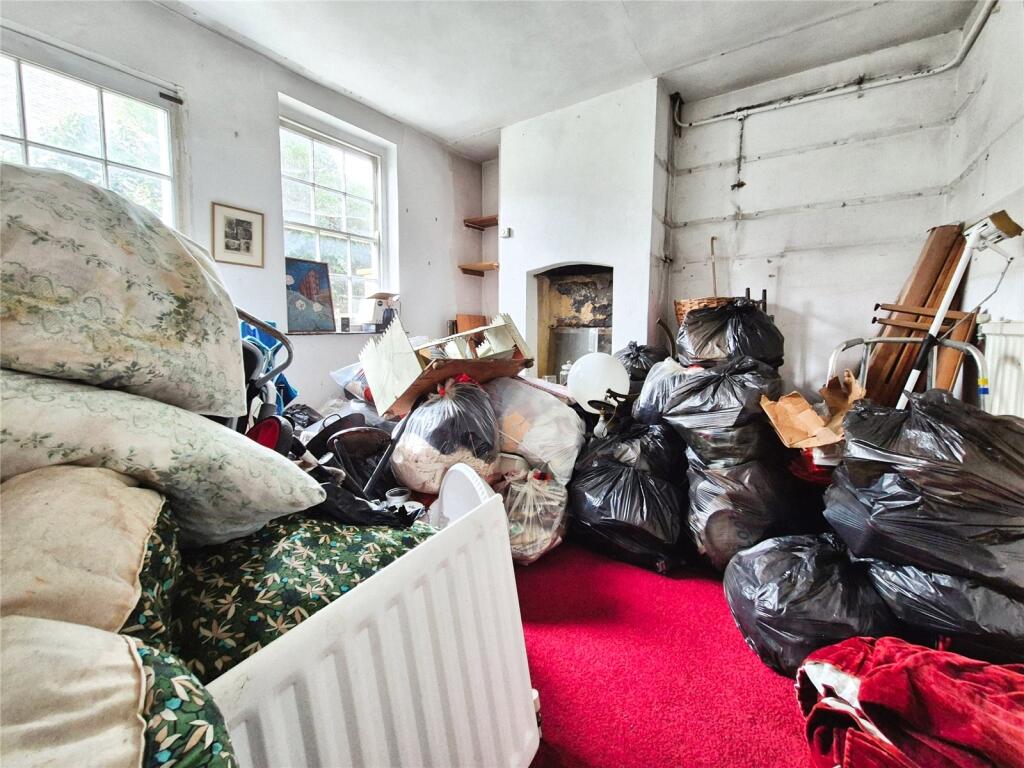 3 bed Terraced