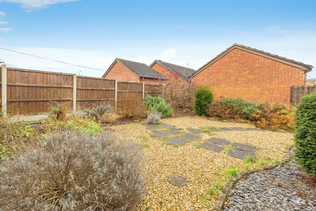 2 bed Bungalow