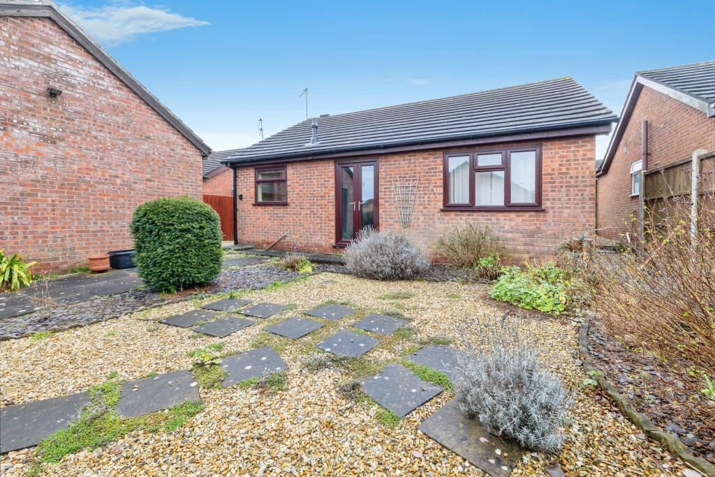 2 bed Bungalow